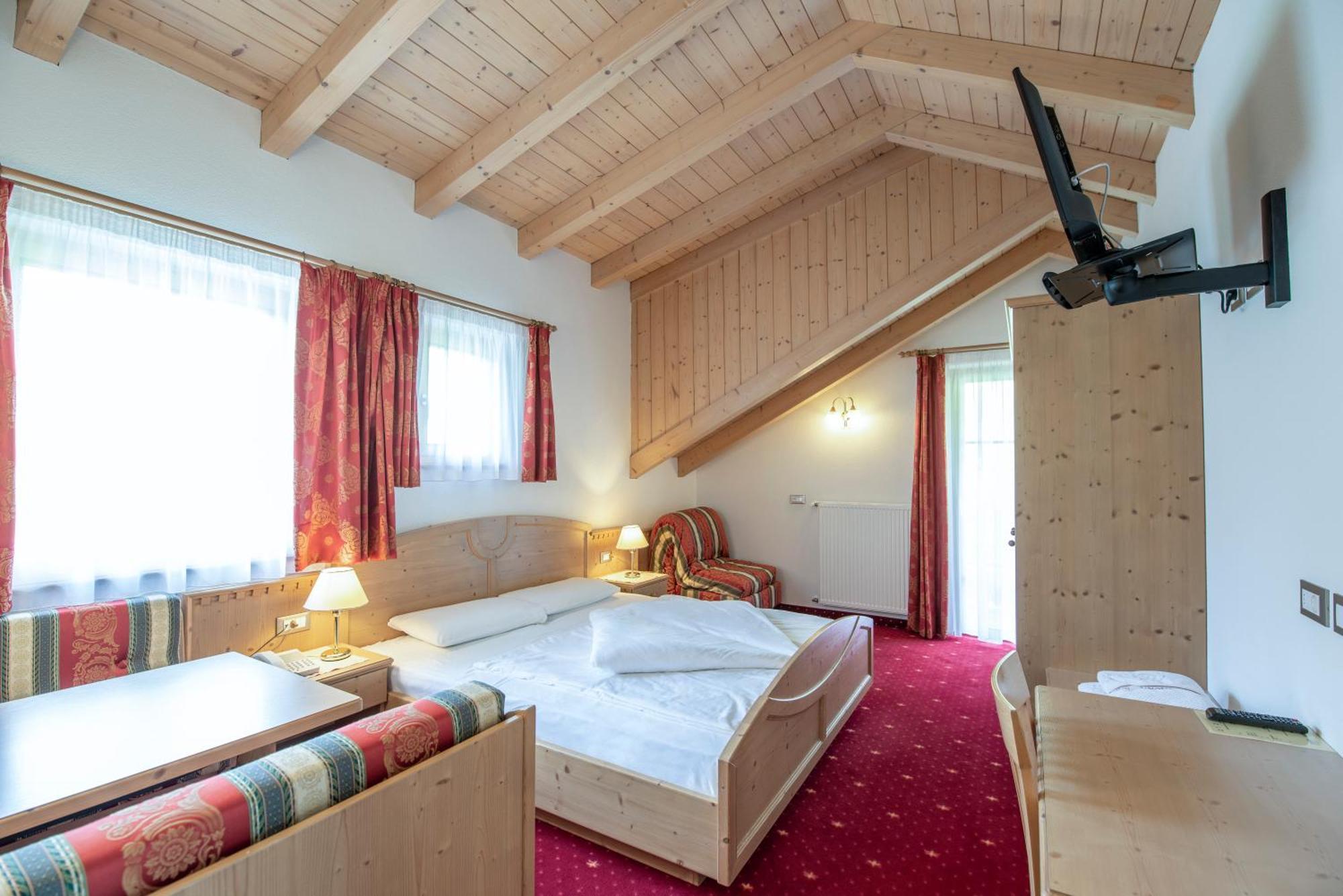 Hotel Christoph Olang Eksteriør billede