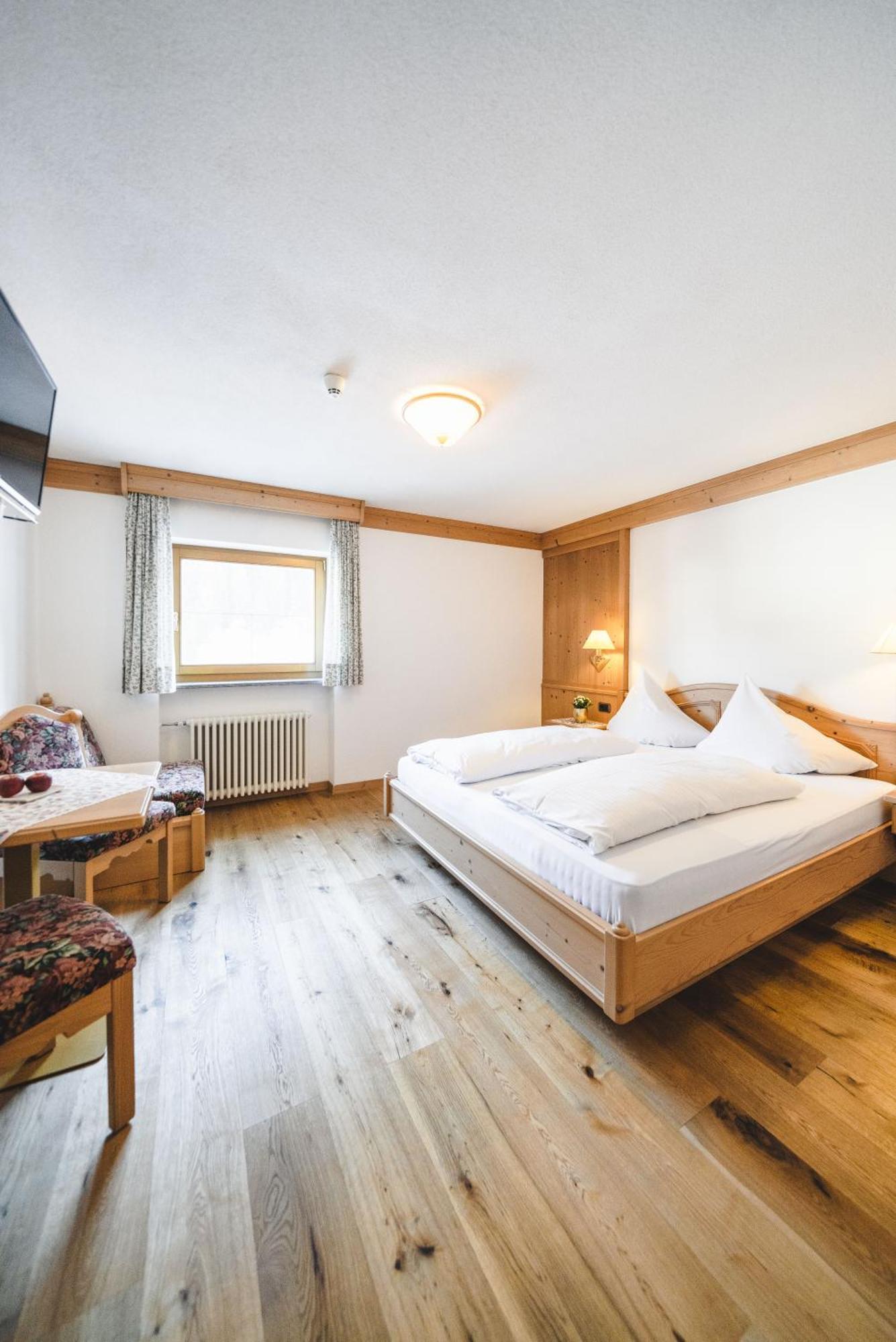 Hotel Christoph Olang Eksteriør billede
